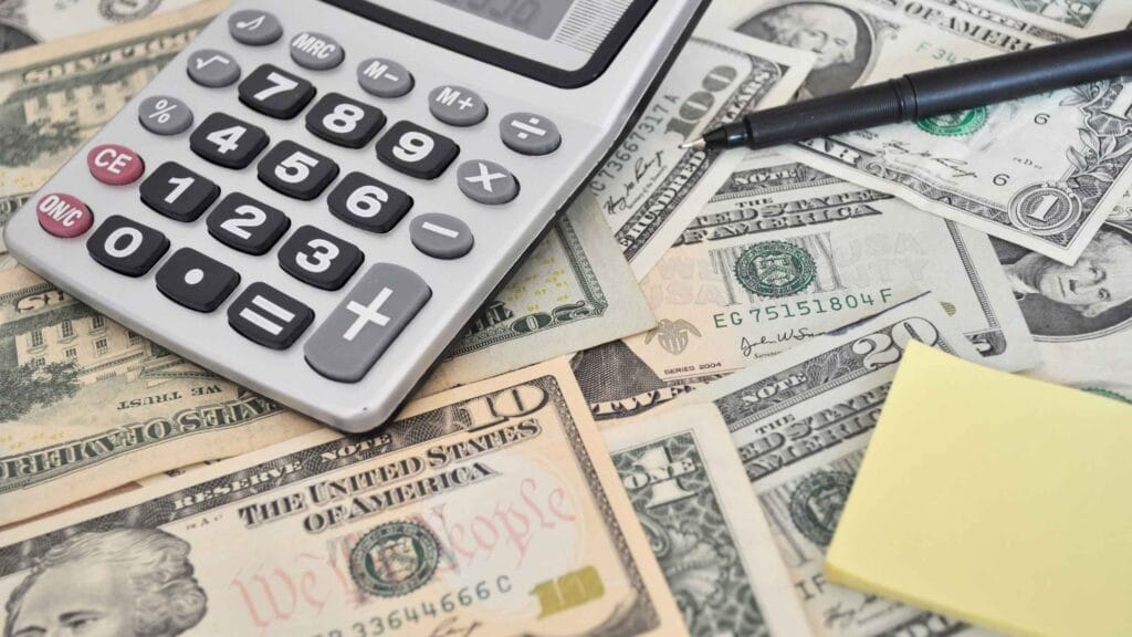 Financial planning tips for new entrepreneurs – essential steps for budgeting, cash flow management, and long-term business success.